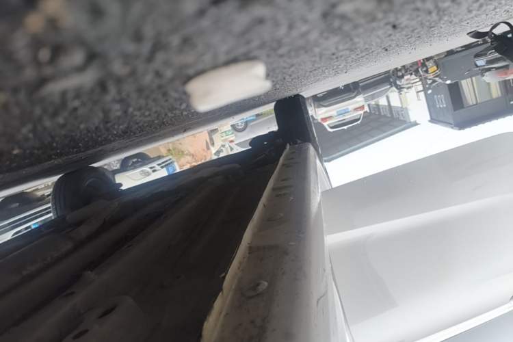 Used Baojun 310W 2017 1.5L Manual Comfort Version China V Right Side Sill