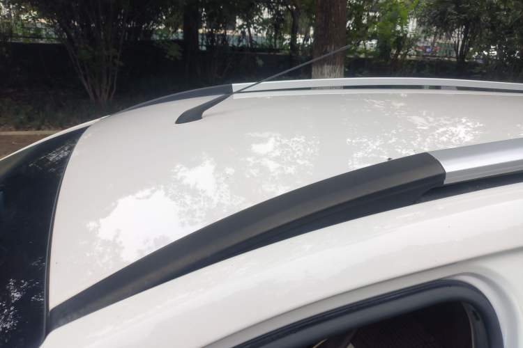 Used Baojun 310W 2017 1.5L Manual Comfort Version China VI Emission Standard Roof
