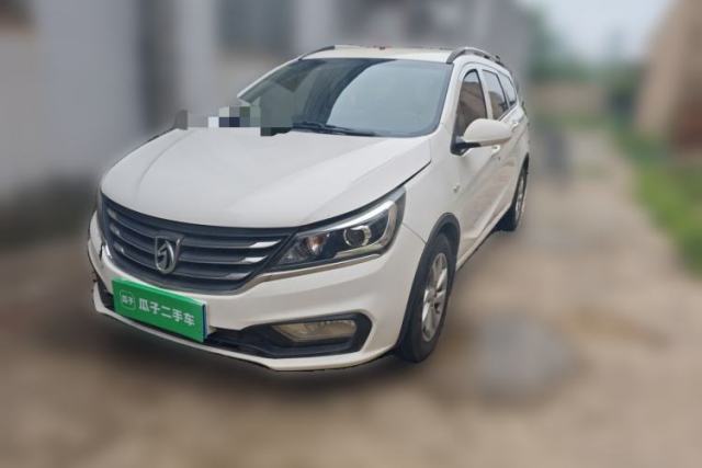 Used Baojun 310W 2017 1.5L Manual Comfort Version China V