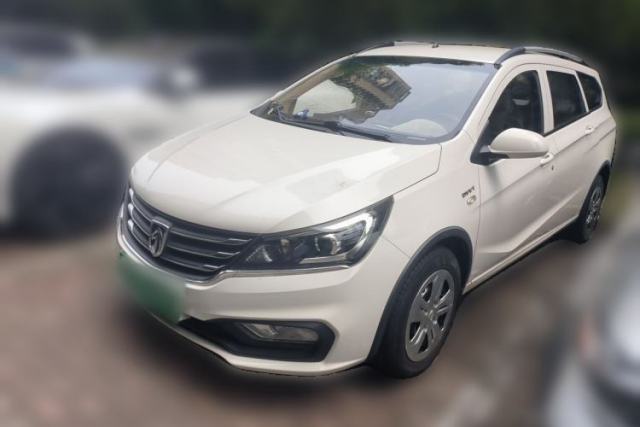 Used Baojun 310W 2017 1.5L Manual Comfort Version China VI Emission Standard