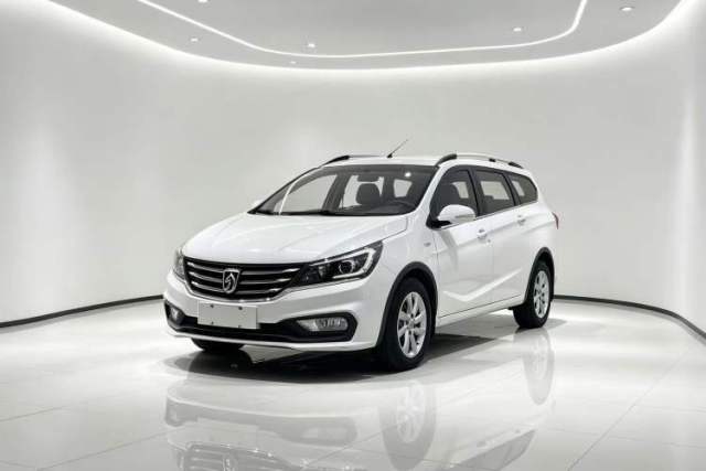 Used Baojun 310W 2017 1.5L Manual Fashion Edition China VI