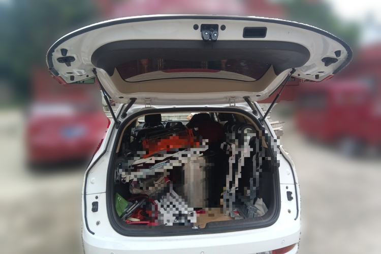 Used Baojun 310W 2017 1.5L Manual Fashion Model China V Trunk