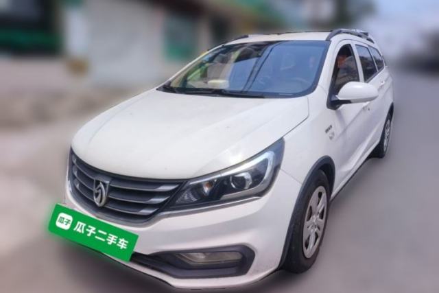 Used Baojun 310W 2017 1.5L Manual Comfort Version China V