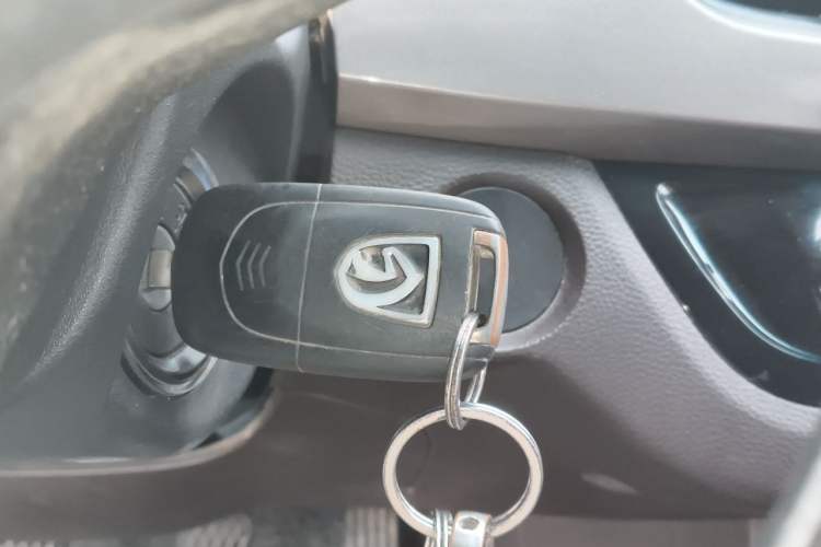Used Baojun 310W 2017 1.5L Manual Fashion Model China V Vehicle Key