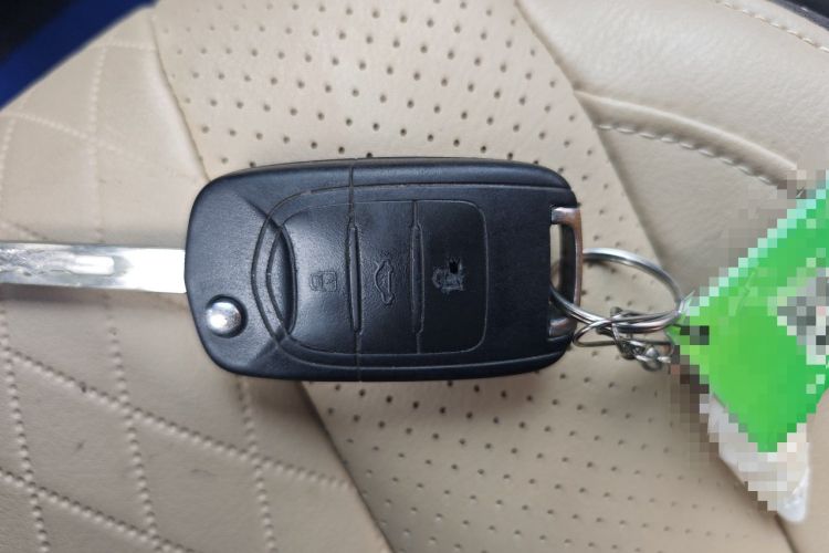 Used Baojun 310W 2017 1.5L Manual Fashion Model China V Vehicle Key