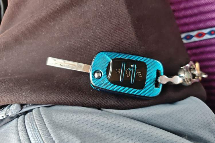 Used Baojun 310W 2017 1.5L Manual Fashion Model China V Vehicle Key