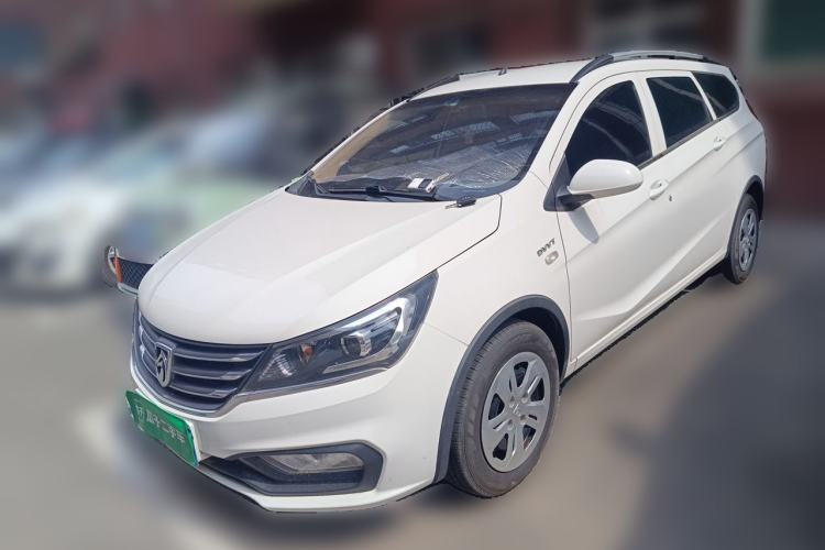 Used Baojun 310W 2017 1.5L Manual Comfort Version China VI Emission Standard Guazi used car, China used car export, Used car for sale, Used  cars, Cheapest cars for sale