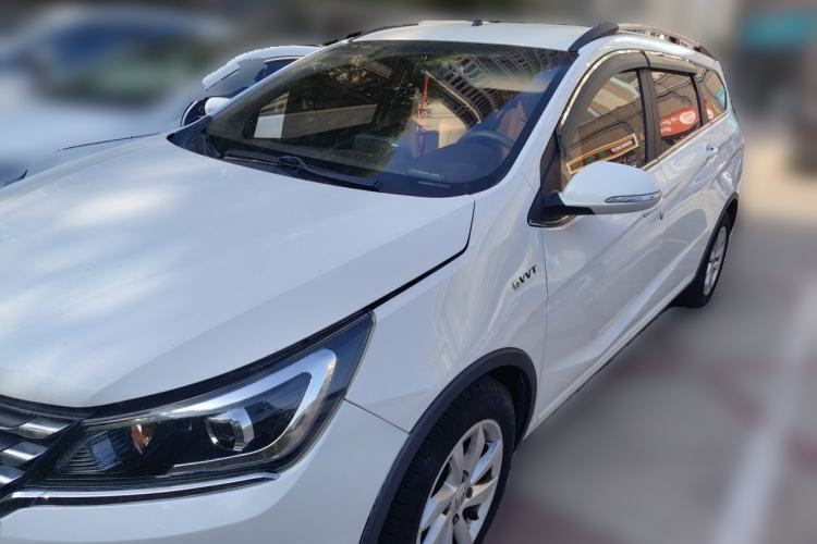 Used Baojun 310W 2017 1.5L Manual Fashion Model China V Guazi used car, China used car export, Used car for sale, Used  cars, Cheapest cars for sale