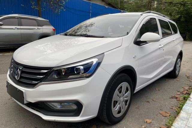 Used Baojun 310W 2017 1.5L Manual Comfort Version China VI Emission Standard