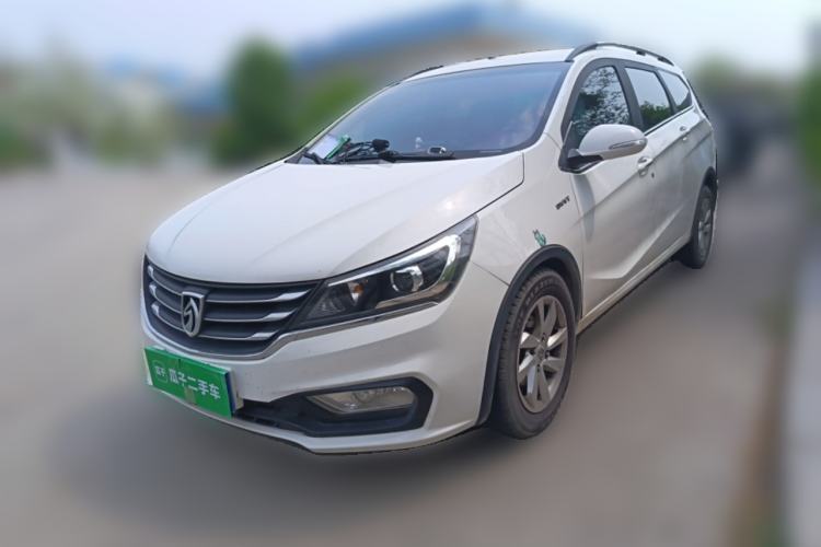 Used Baojun 310W 2017 1.5L Manual Fashion Model China V Guazi used car, China used car export, Used car for sale, Used  cars, Cheapest cars for sale