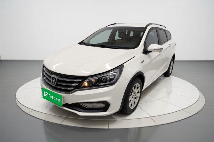 Used Baojun 310W 2017 1.5L Manual Fashion Model China V Guazi used car, China used car export, Used car for sale, Used Baojun cars, Cheapest cars for sale
