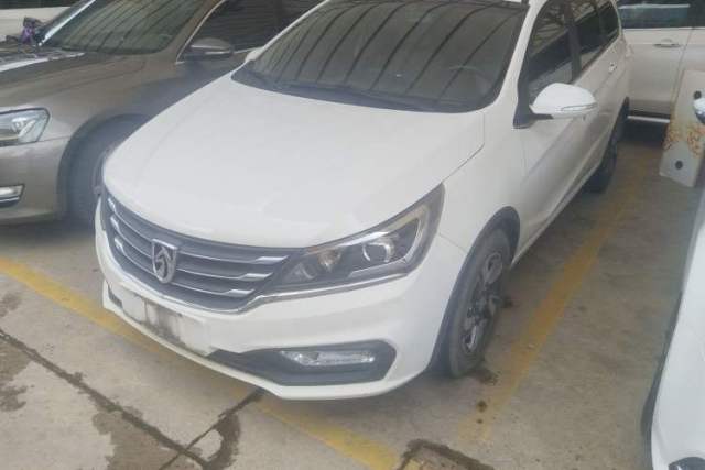 Used Baojun 310W 2017 1.5L Manual Luxury Edition China V