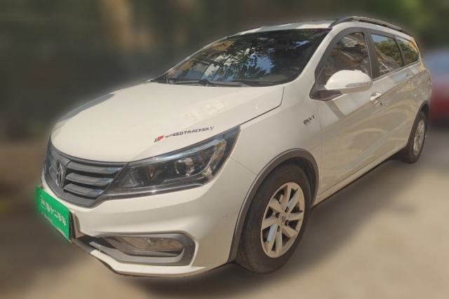 Used Baojun 310W 2017 1.5L Manual Fashion Model China V