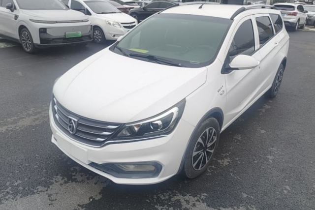 Used Baojun 310W 2017 1.5L Manual Comfort Version China V