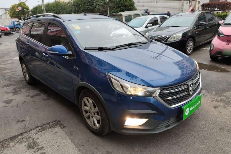 Used Baojun 310W 2018 1.5L Automatic Fashion Version China V Emission Standard Exterior 2