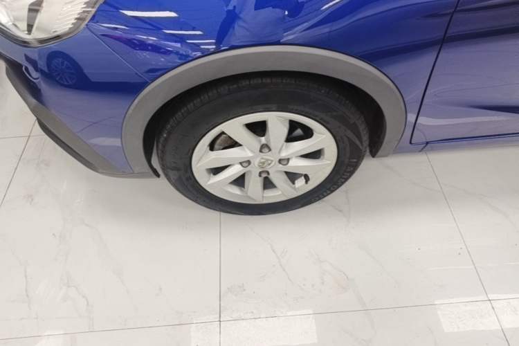 Used Baojun 310W 2018 1.5L Automatic Fashion Version China V Emission Standard Exterior 4