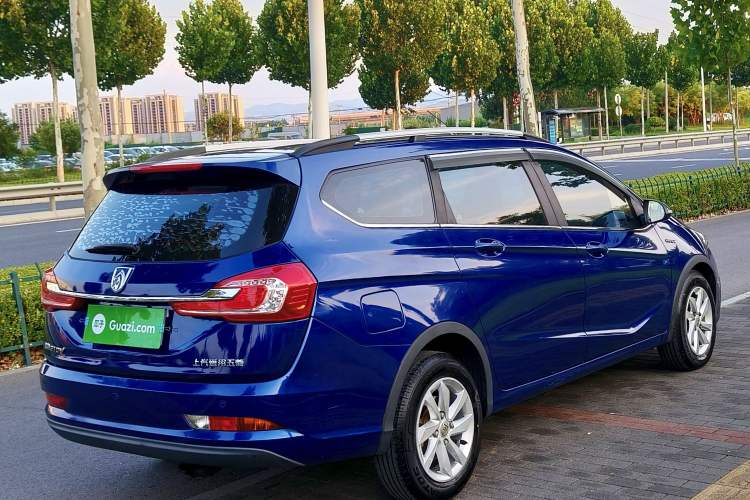 Used Baojun 310W 2018 1.5L Automatic Fashion Edition China VI Exterior 5