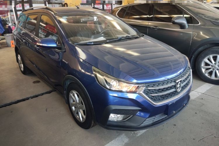 Used Baojun 310W 2018 1.5L Automatic Fashion Version China V Emission Standard Front Right 45 Deg