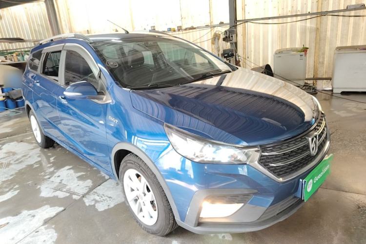 Used Baojun 310W 2018 1.5L Automatic Fashion Edition China VI Front Right 45 Deg