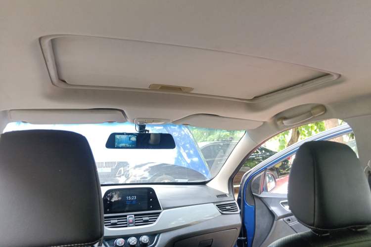 Used Baojun 310W 2018 1.5L Automatic Luxury Version China V Headliner