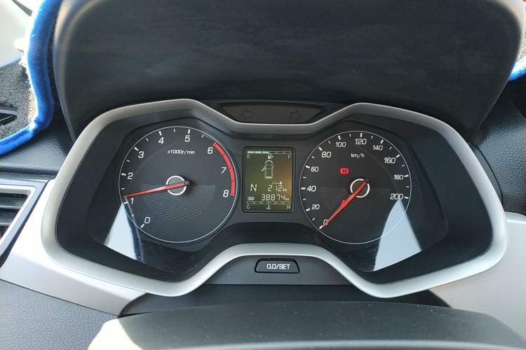 Used Baojun 310W 2018 1.5L Automatic Fashion Version China V Emission Standard Instrument Cluster