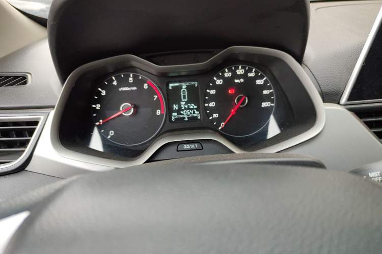 Used Baojun 310W 2018 1.5L Automatic Fashion Version China V Emission Standard Instrument Cluster