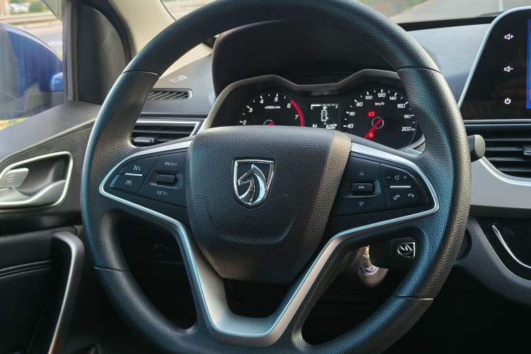 Used Baojun 310W 2018 1.5L Automatic Fashion Edition China VI Interior 9