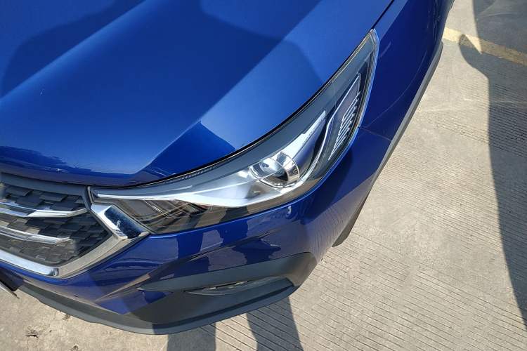 Used Baojun 310W 2018 1.5L Automatic Fashion Version China V Emission Standard Left Front Headlight
