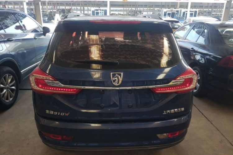Used Baojun 310W 2018 1.5L Automatic Fashion Version China V Emission Standard Rear