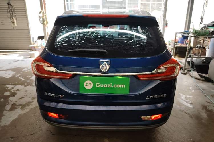 Used Baojun 310W 2018 1.5L Automatic Fashion Edition China VI Rear