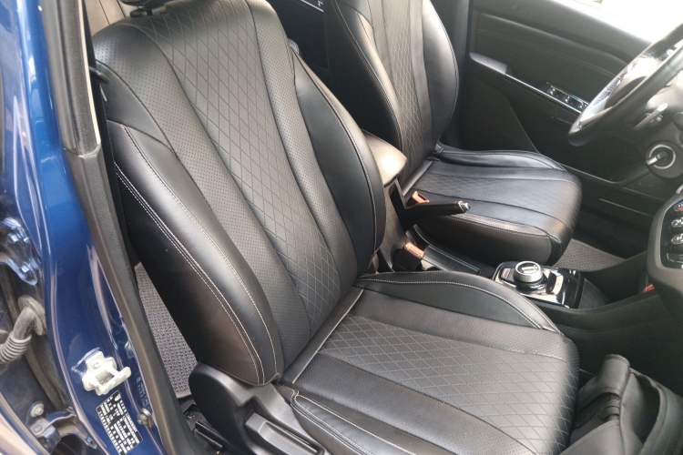 Used Baojun 310W 2018 1.5L Automatic Luxury Version China V Right Front Seat