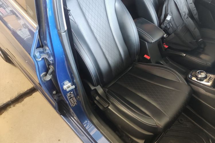 Used Baojun 310W 2018 1.5L Automatic Fashion Version China V Emission Standard Right Front Seat