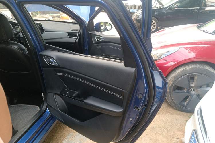 Used Baojun 310W 2018 1.5L Automatic Luxury Version China V Right Rear Door Interior