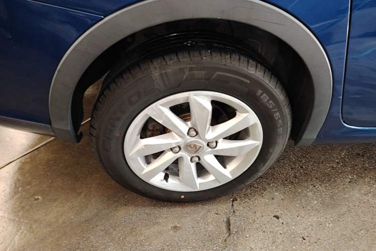 Used Baojun 310W 2018 1.5L Automatic Fashion Edition China VI Right Rear Wheel Hub