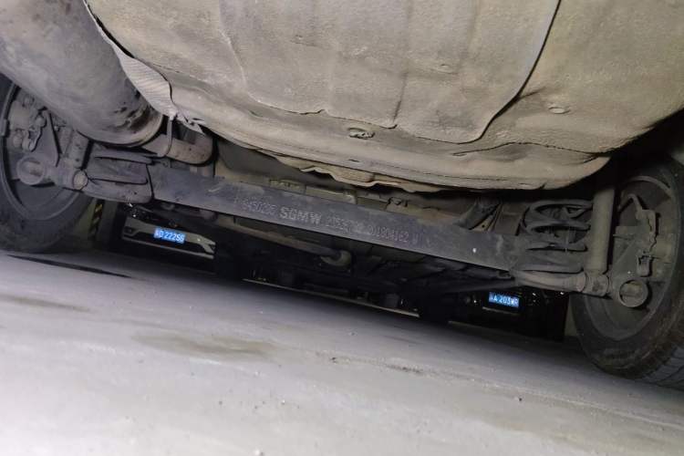 Used Baojun 310W 2018 1.5L Automatic Luxury Version China VI Emission Standard Chassis Rear