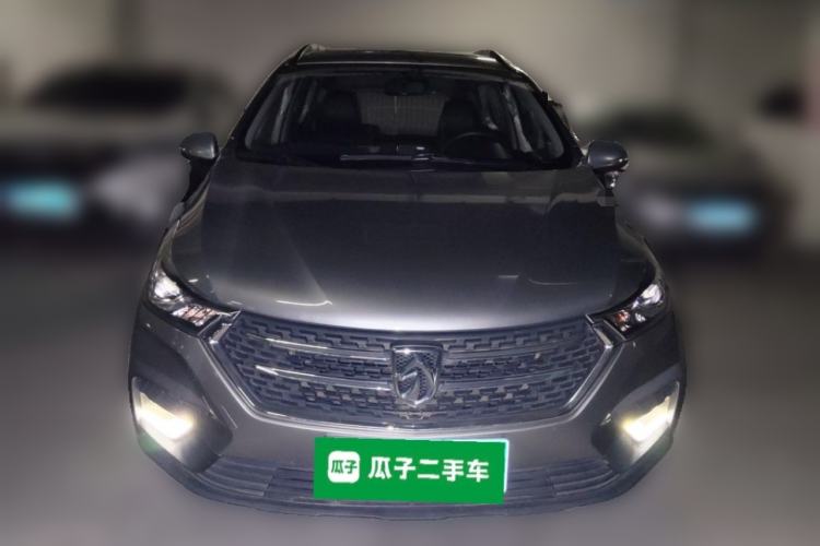 Used Baojun 310W 2018 1.5L Automatic Luxury Version China VI Emission Standard Front