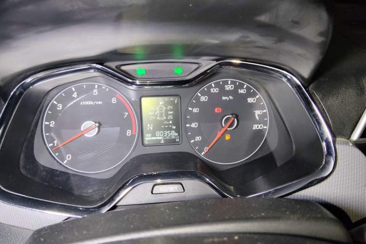 Used Baojun 310W 2018 1.5L Automatic Luxury Version China VI Emission Standard Instrument Cluster