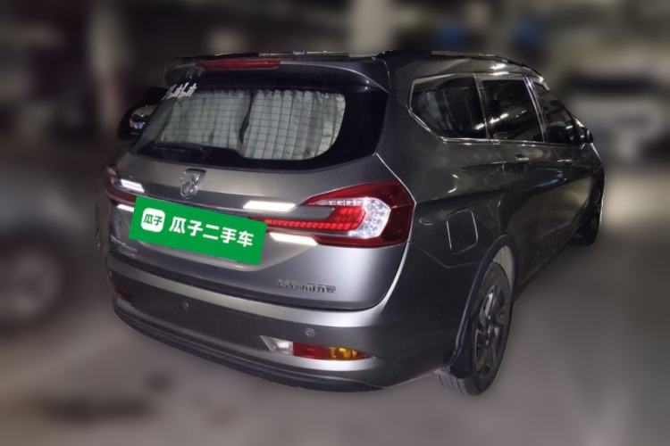 Used Baojun 310W 2018 1.5L Automatic Luxury Version China VI Emission Standard Rear Right 45 Deg