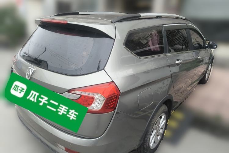 Used Baojun 310W 2018 1.5L Automatic Fashion Version China V Emission Standard Rear Right 45 Deg
