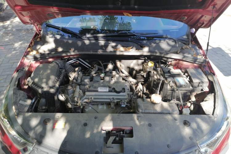 Used Baojun 310W 2018 1.5L Automatic Fashion Edition China VI Engine Bay
