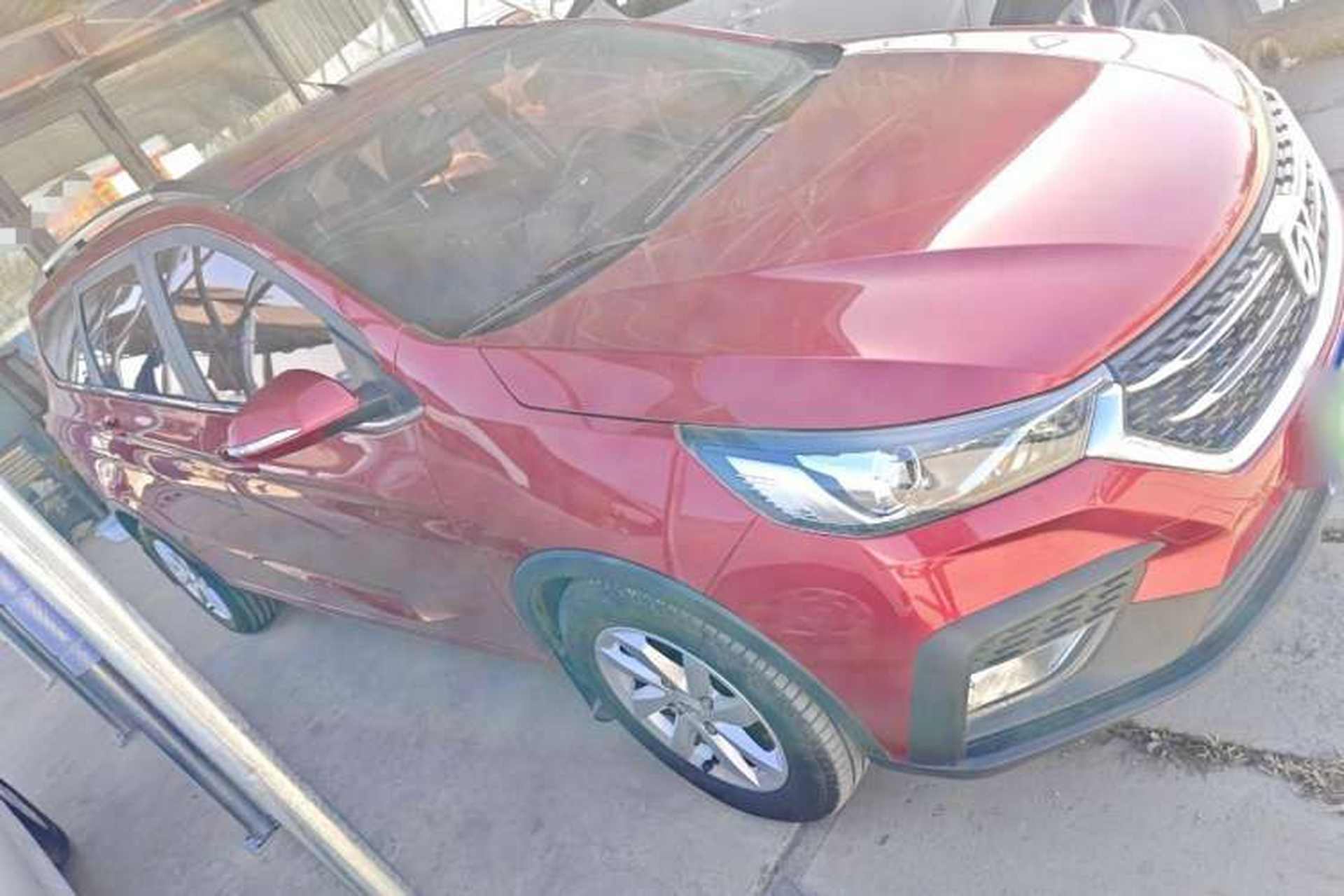 Used Baojun 310W 2018 1.5L Automatic Fashion Version China V Emission Standard Exterior 2