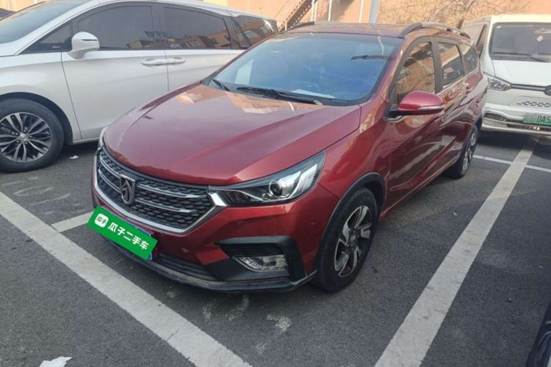 Used Baojun 310W 2018 1.5L Automatic Luxury Version China V Front Left 45 Deg