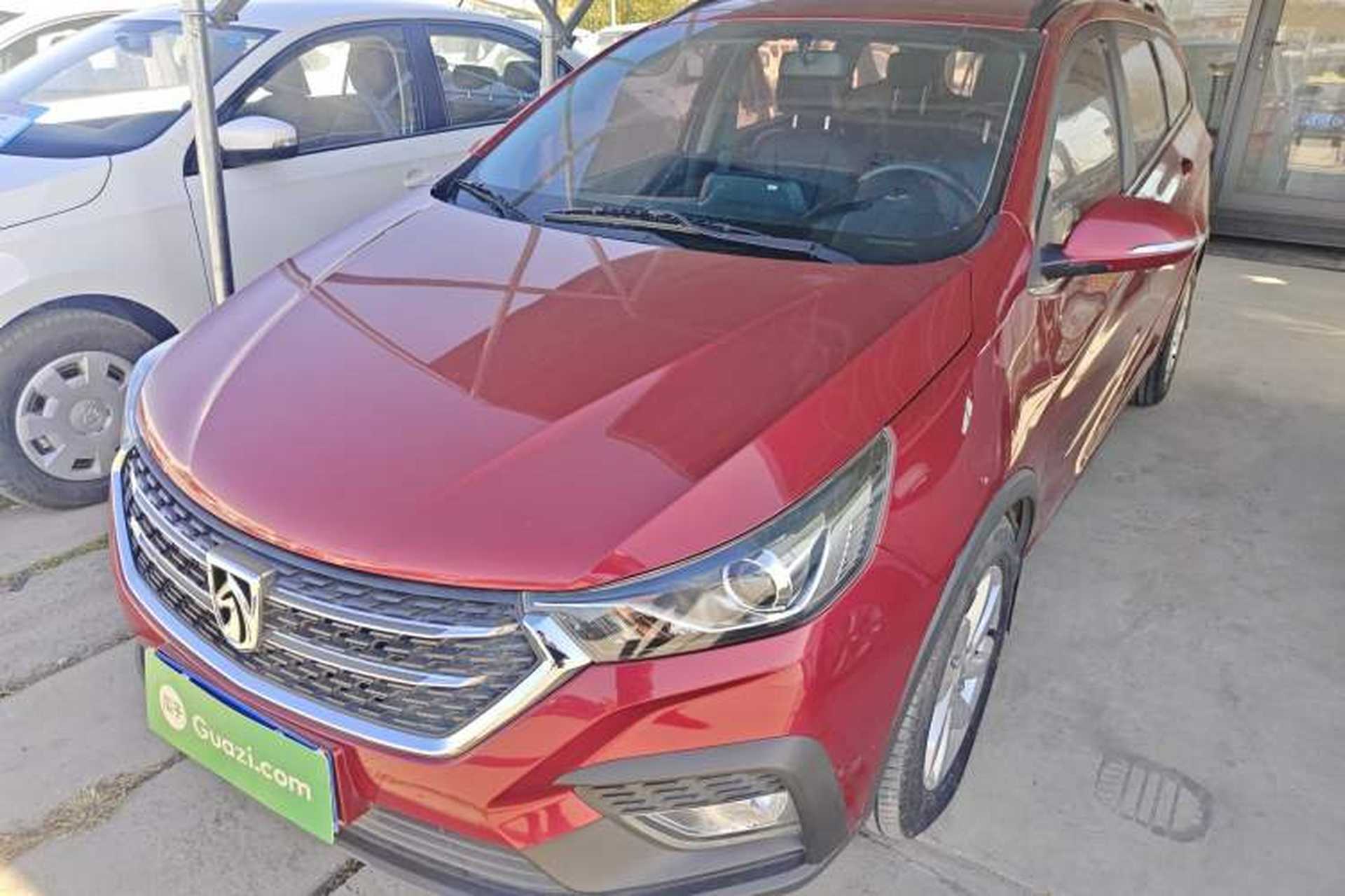 Used Baojun 310W 2018 1.5L Automatic Fashion Version China V Emission Standard Front Left 45 Deg