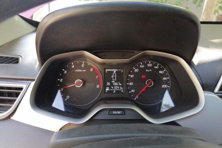 Used Baojun 310W 2018 1.5L Automatic Fashion Edition China VI Instrument Cluster