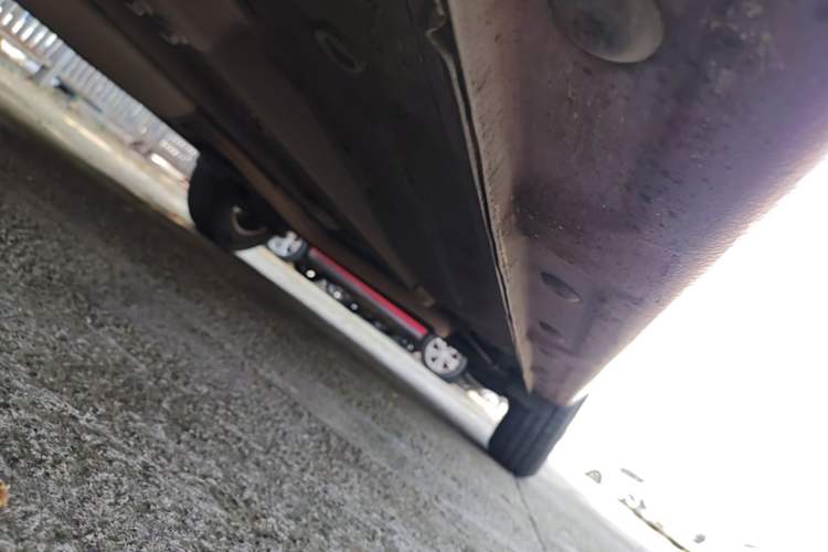 Used Baojun 310W 2018 1.5L Automatic Fashion Version China V Emission Standard Left Side Sill