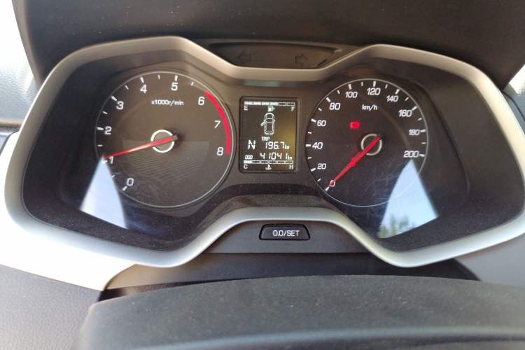 Used Baojun 310W 2018 1.5L Automatic Fashion Edition China VI Odometer Close Up