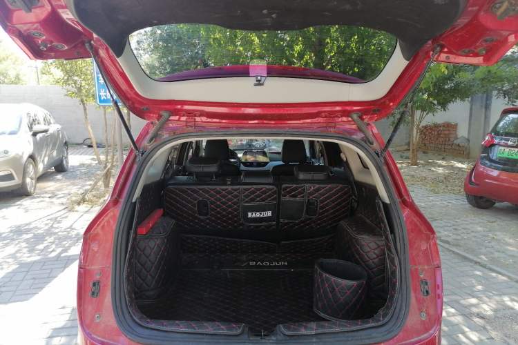 Used Baojun 310W 2018 1.5L Automatic Fashion Edition China VI Trunk