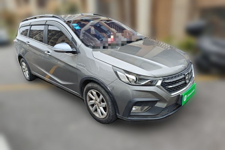 Used Baojun 310W 2018 1.5L Automatic Fashion Version China V Emission Standard Front Right 45 Deg