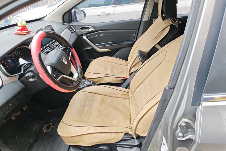 Used Baojun 310W 2018 1.5L Automatic Fashion Version China V Emission Standard Left Front Seat