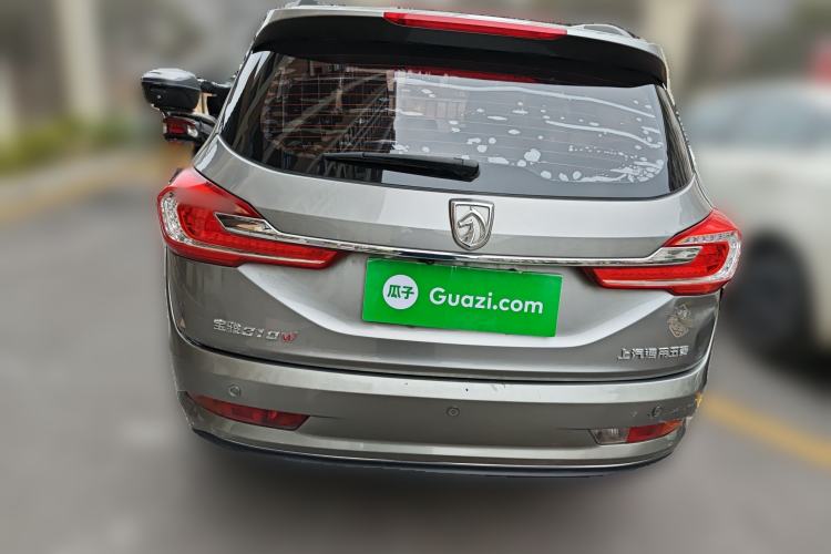 Used Baojun 310W 2018 1.5L Automatic Fashion Version China V Emission Standard Rear